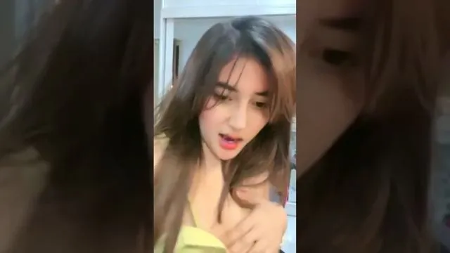 Lidya Danira Mangga Langsung